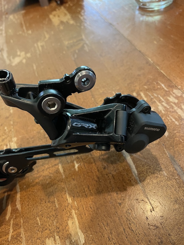 Dérailleur Arrière Shimano GRX RD-RX400 10 Vitesses - Pour Vélo Gravel/route, Capacité 41 Dents, Pignon Max 36 Dents