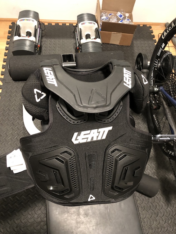 2025 Leatt NeckVest Fusion 2.0 Junior Neck Brace & Body Armour – Youth Black MX