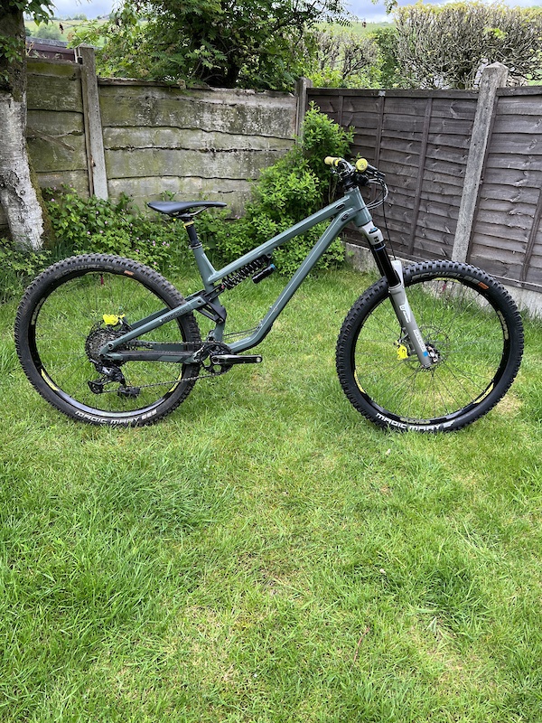 2021 Commencal Meta AM 29 plus 27.5 link and wheel For Sale