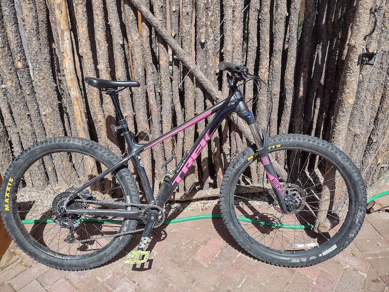 trek womens roscoe 8