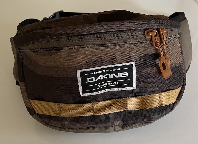 Dakine Hot Laps 2L Bike Waist Bag - Steel Grey