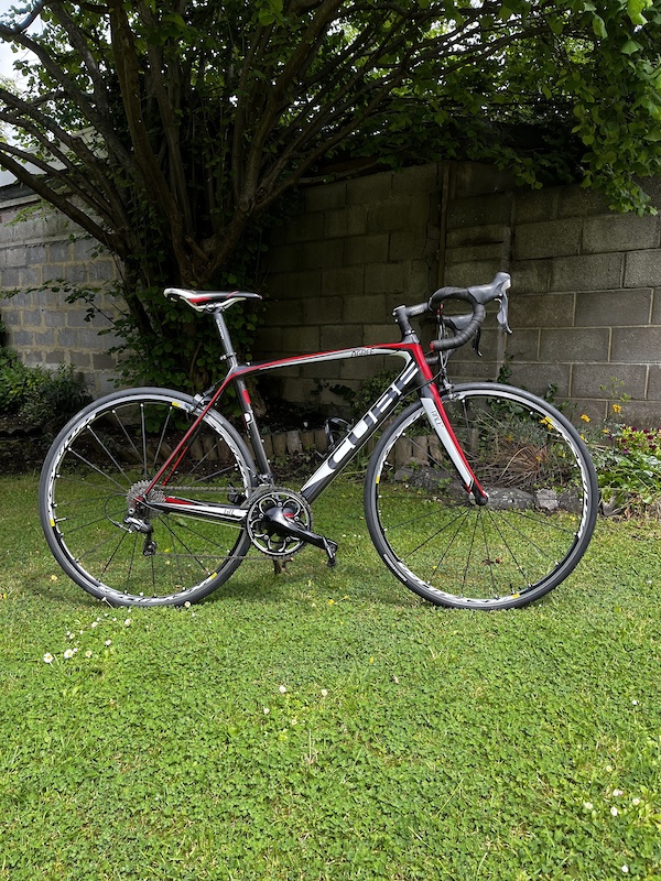 cube carbon road bike