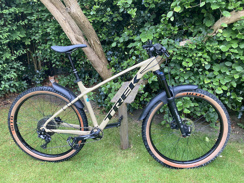 trek roscoe 6 2020 mountain bike