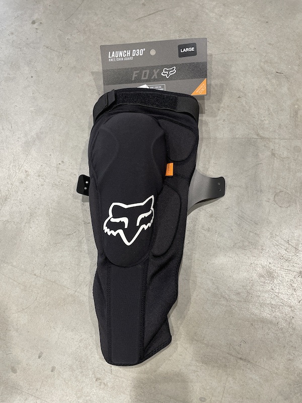 2022 NEW Fox Launch D30 Knee / Shin Pads For Sale