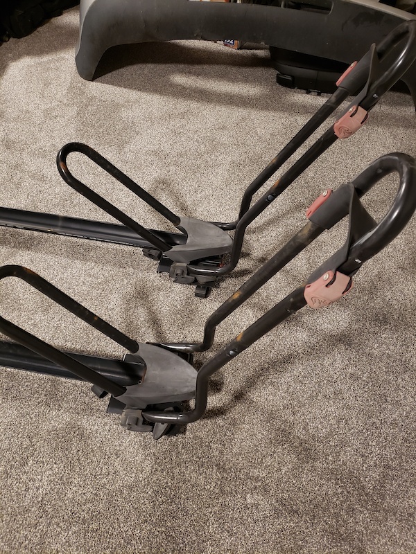 Yakima Round Bar Bike Racks For Sale