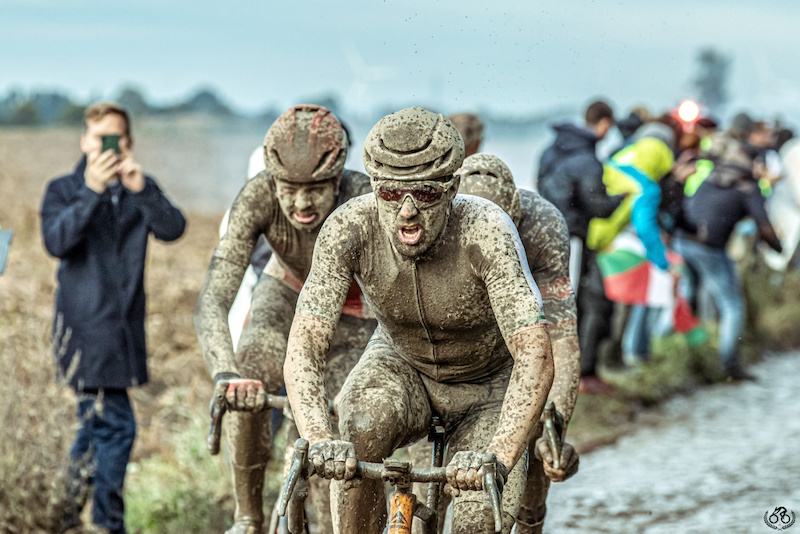 Road Cycling Digest Making A Carbon Frame, Washing Cycling Kit