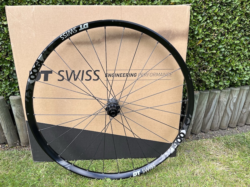 dt swiss m1900 wheels