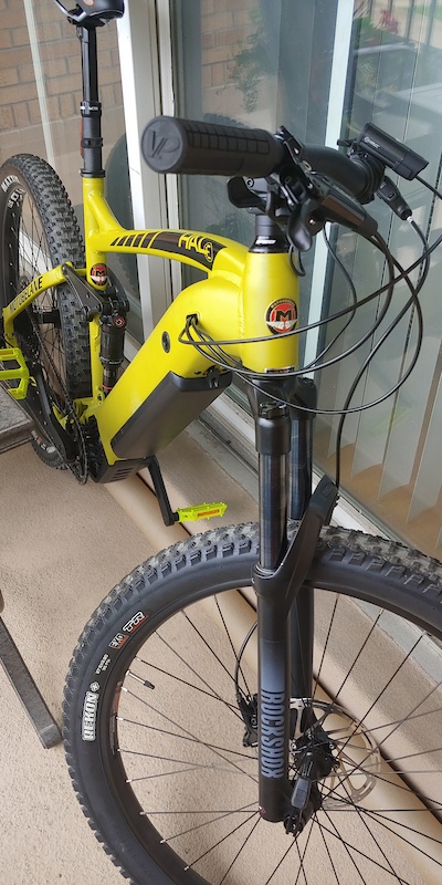 2022 Motobecane Full Suspension MTB HAL 
