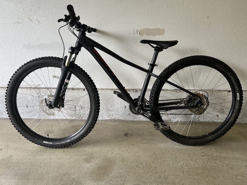 specialized pitch sport 27.5 int 2020