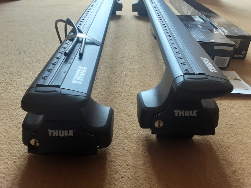 2019 Thule wing bar evo 118 black For Sale