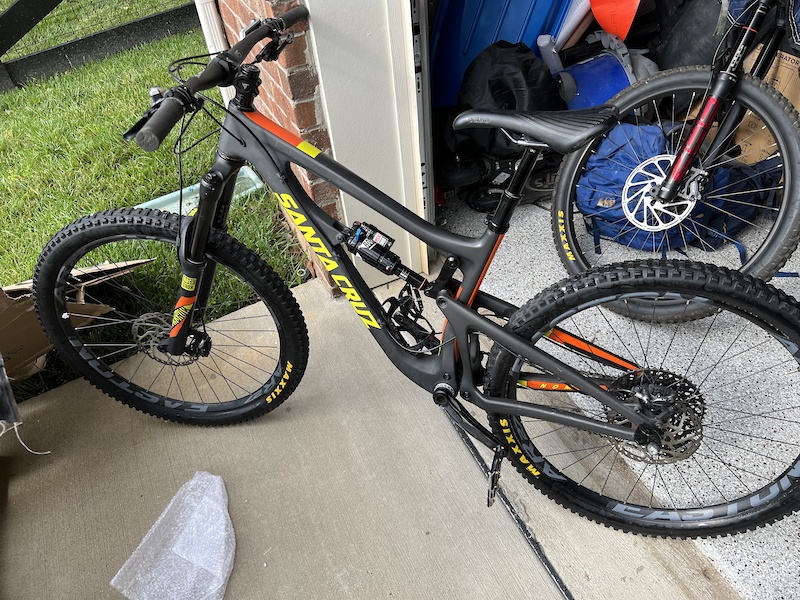 2017 Santa Cruz Nomad Carbon CC X01 For Sale