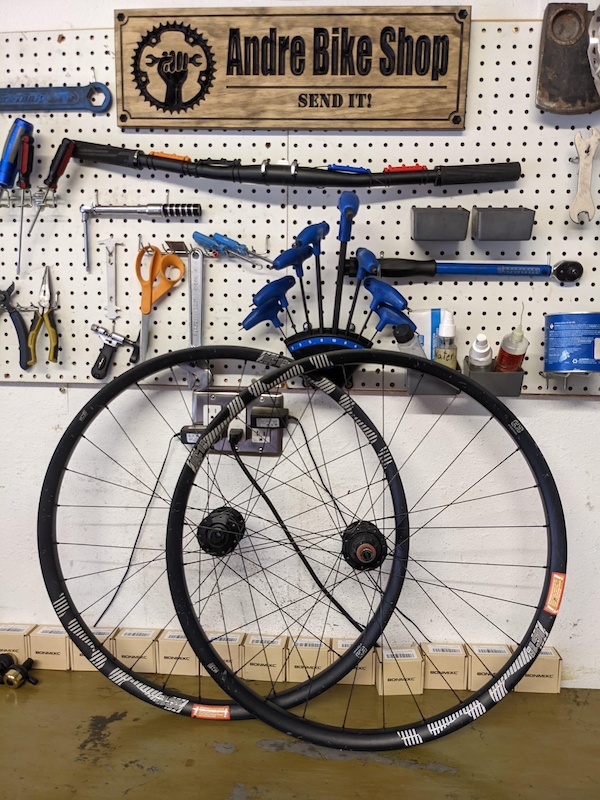 best carbon enduro wheels