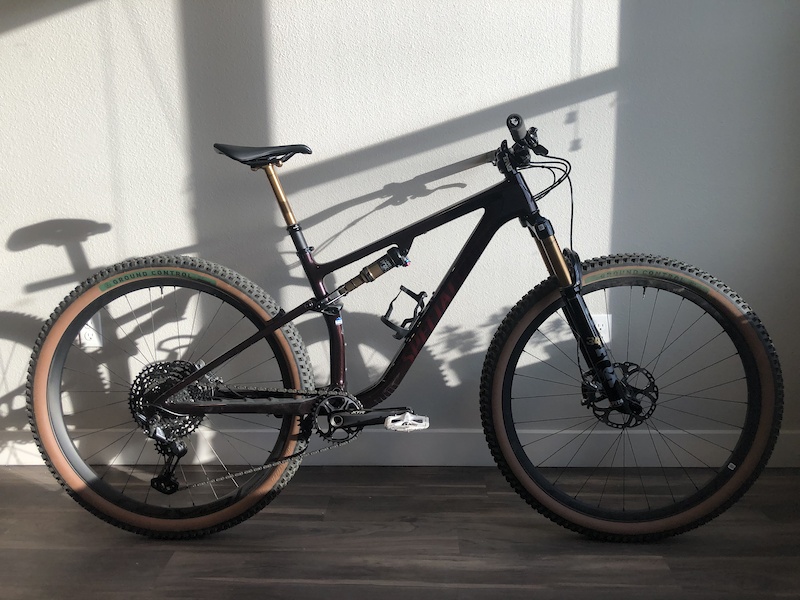 2022-specialized-epic-evo-pro-medium-for-sale