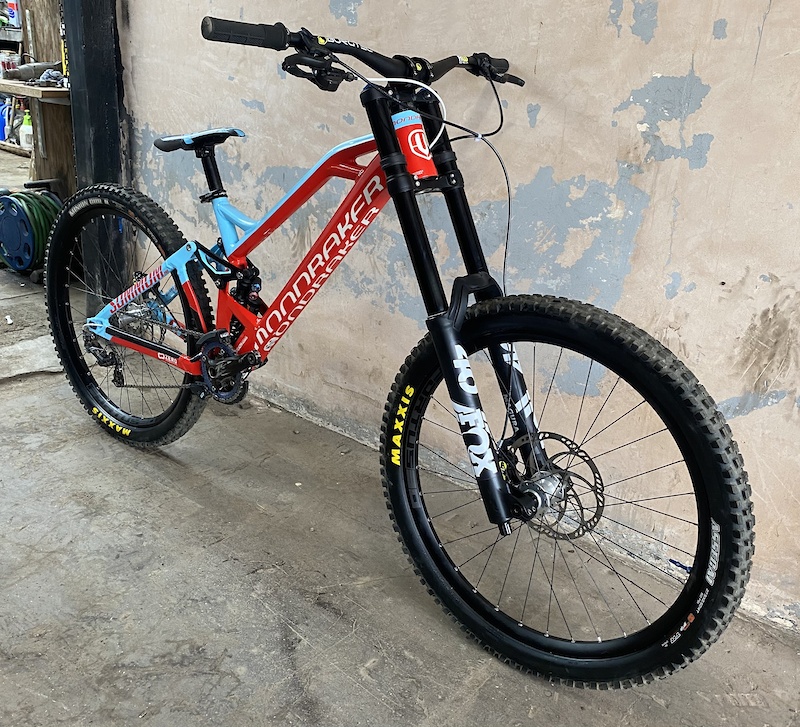 2018 mondraker summum