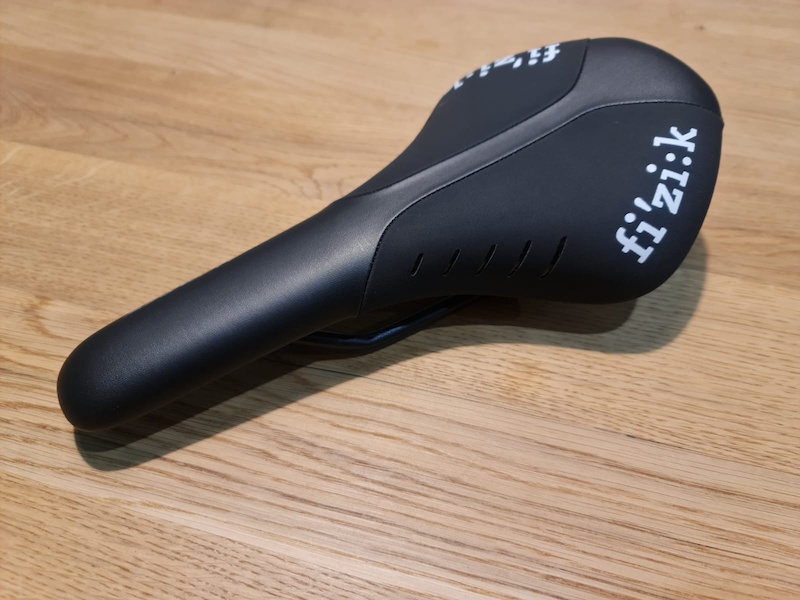 fizik r7 saddle