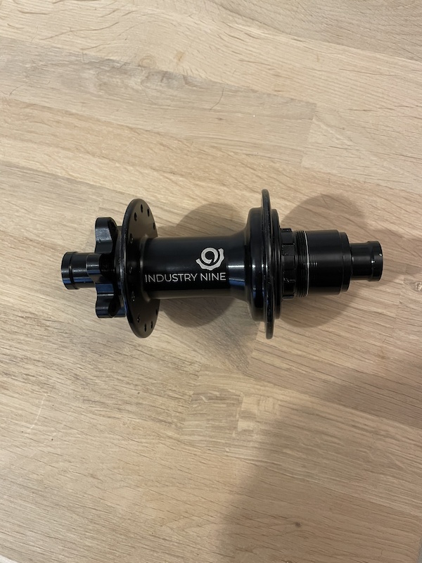 2022 I9 1-1 boost 28h xd driver rear hub For Sale