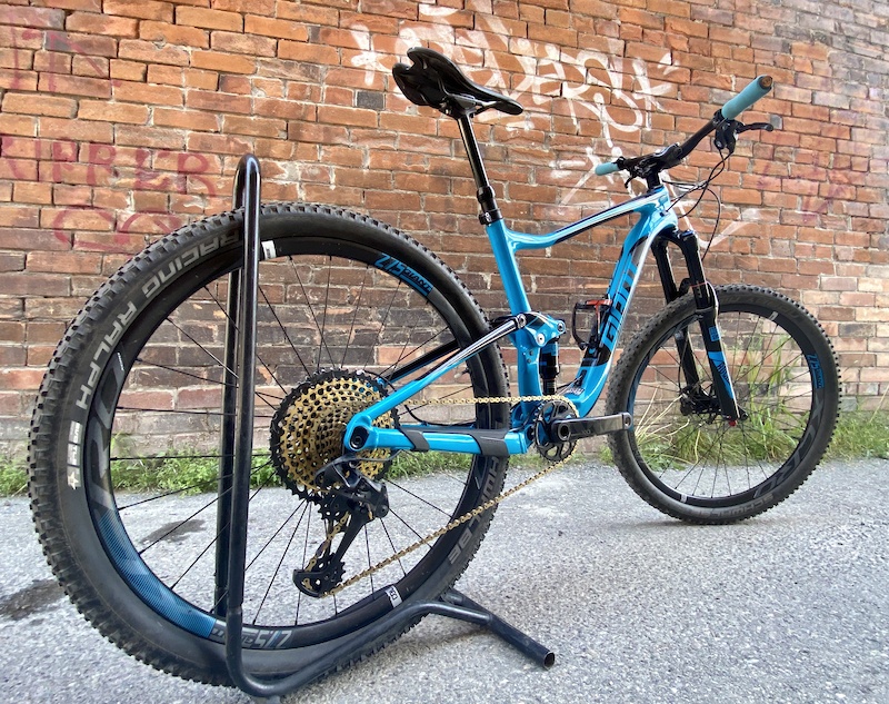 2017 giant anthem advanced 0