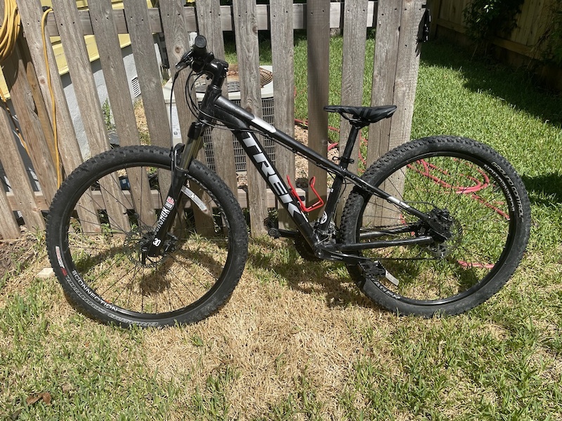 trek marlin 6 wheel size