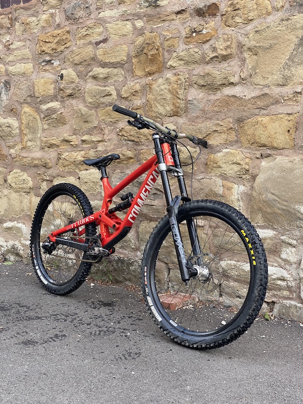 commencal furious 2020