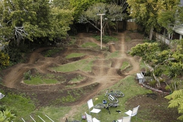 build a pump track