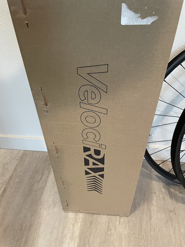 2022 Velocirax tilt and pivot 4 bike storage rack For Sale