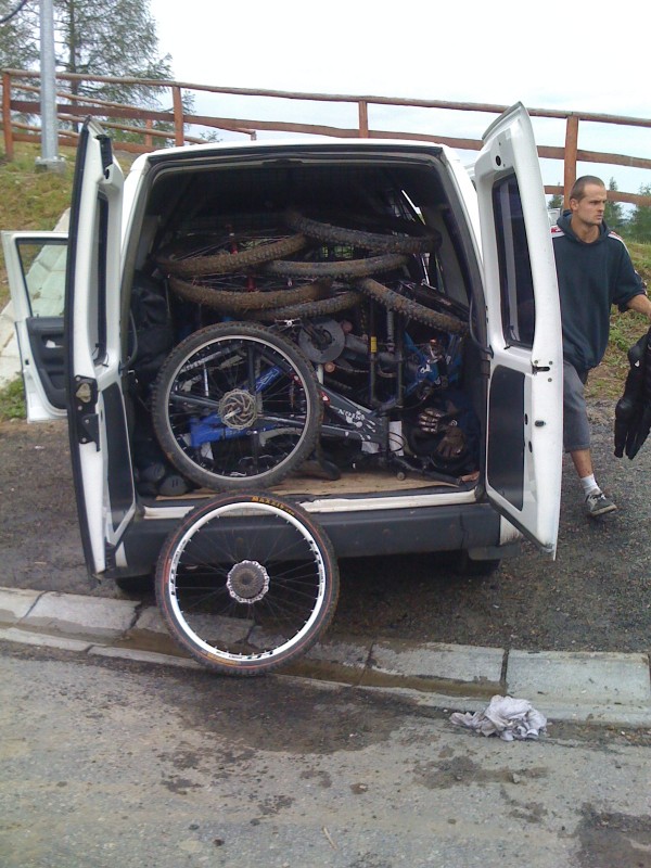 5 bikes in 1 boot. After contest