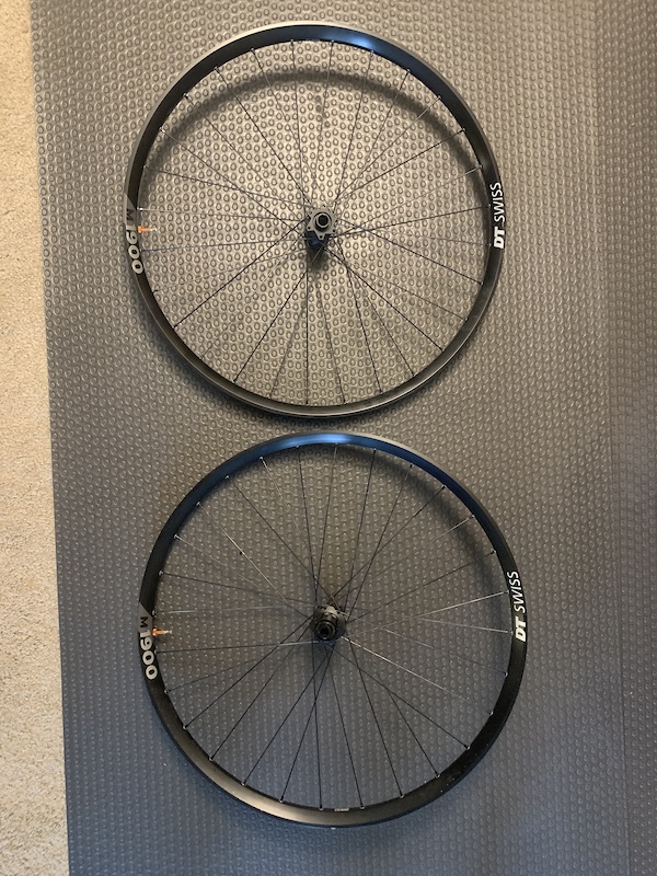 dt swiss m1900 wheels