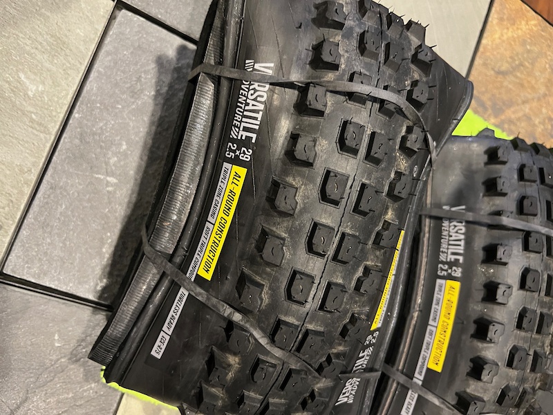 2022 Delium Versatile All Round 29x2.5 MTB Tires (set) For Sale