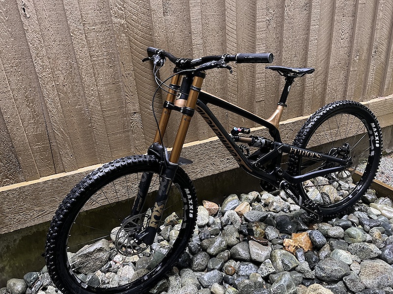 commencal furious 2020