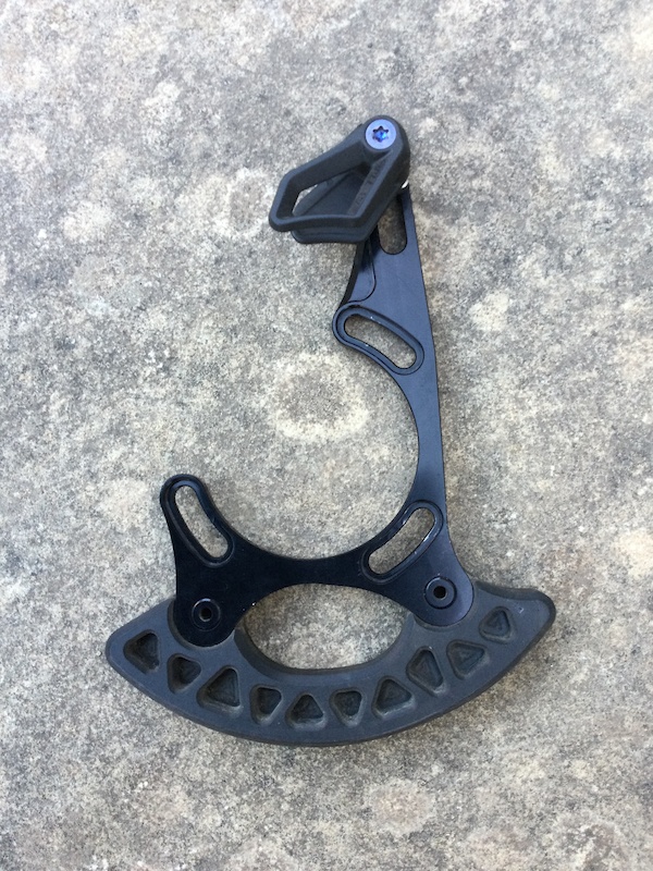 2021 Absolute Black Chain Guide and Bash Guard For Sale