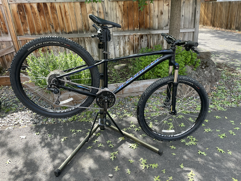 specialized pitch hardtail