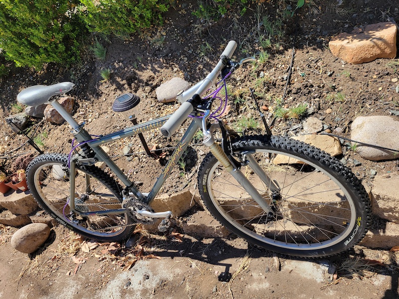 Specialized Stumpjumper 1994 18インチ mtb 1994 Specialized Stumpjumper FS 18 Pistachio - Bikes Heaven