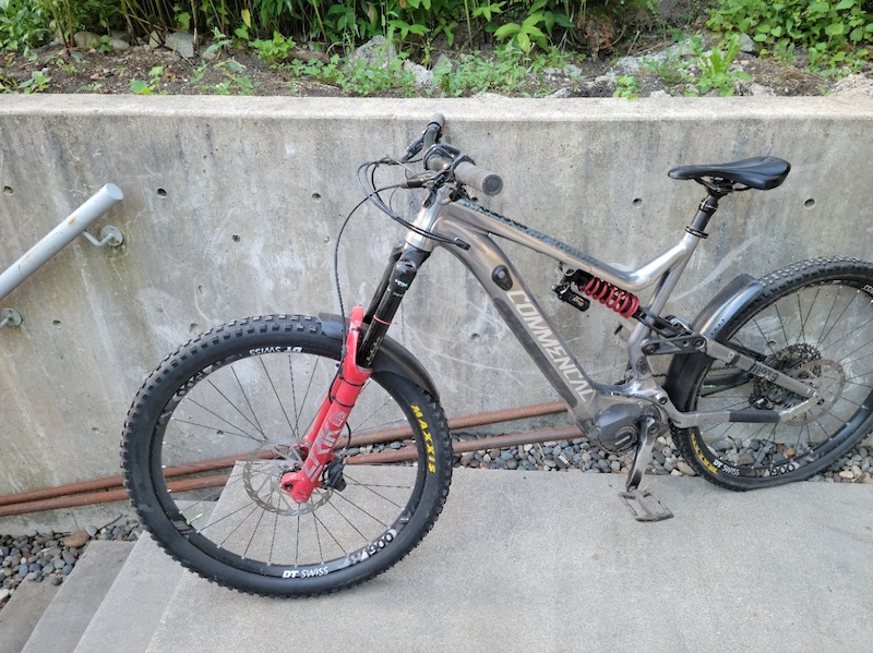 filling a bike tire