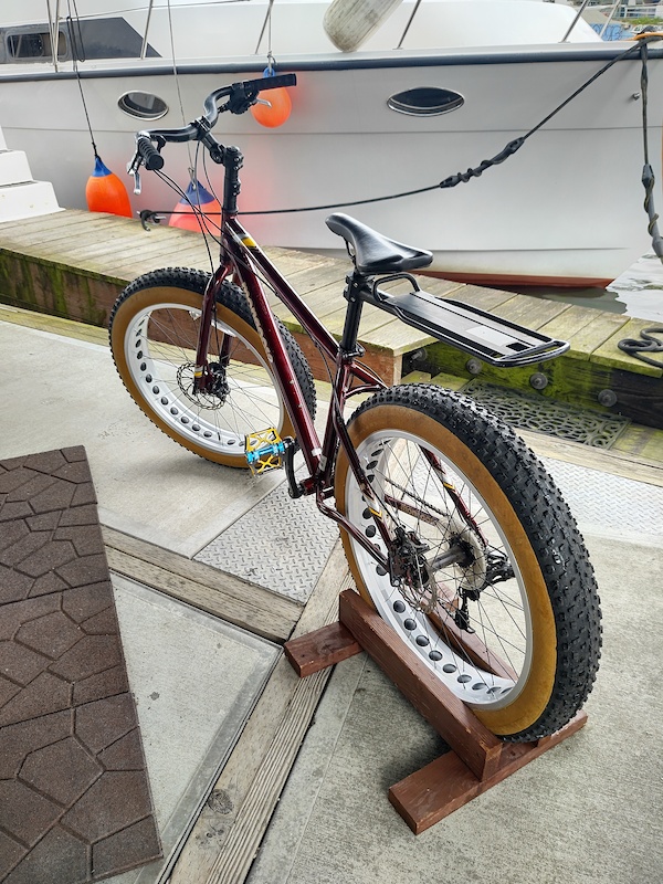 Mongoose vinson best sale fat bike