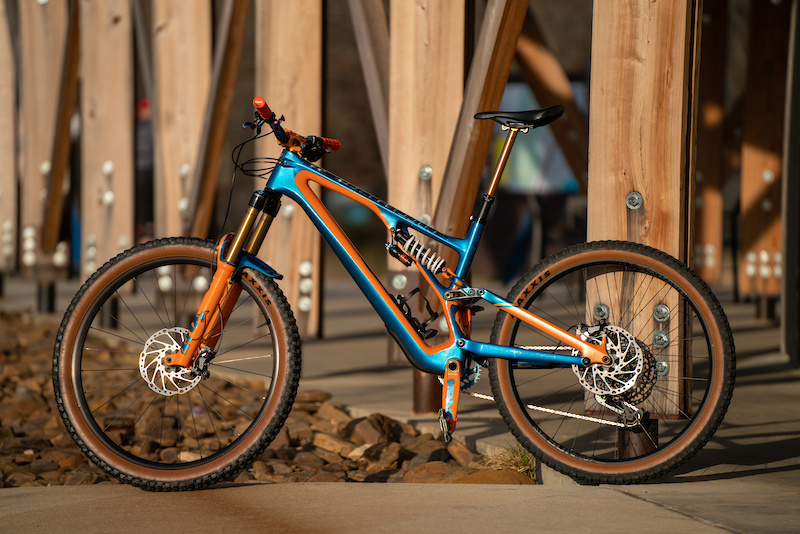 mullet enduro bikes 2023