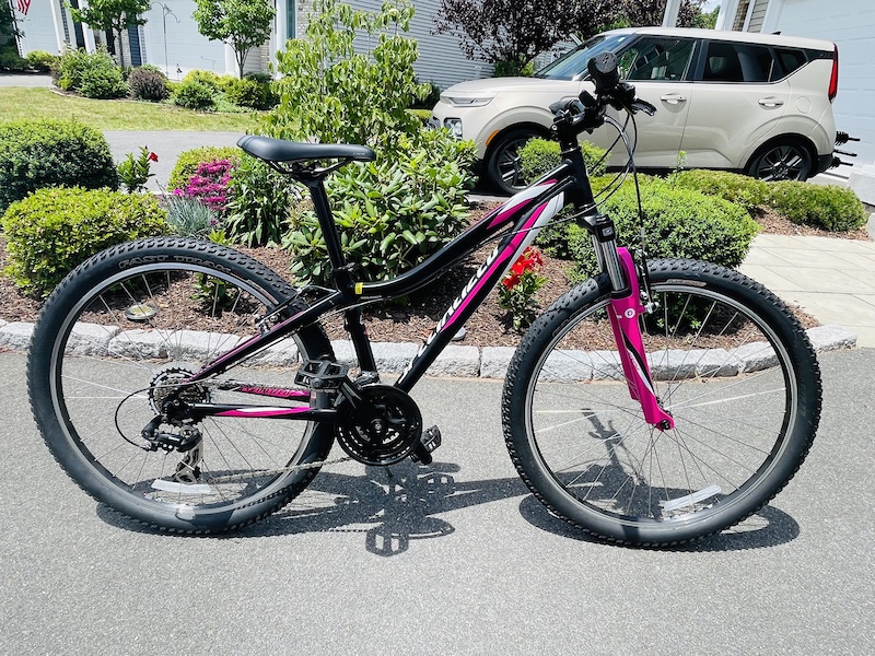 specialised myka mountain bike