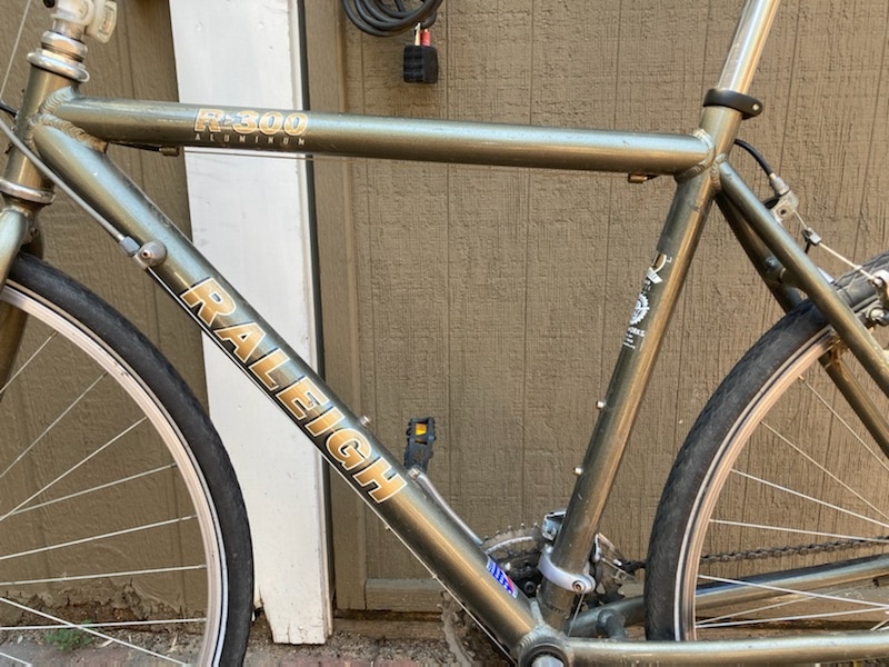 Vintage Raleigh Commuter and Gravel Bike For Sale