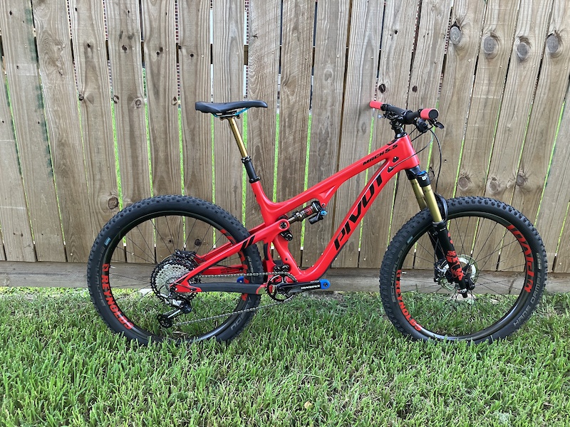 2021 Pivot Mach Pro XT/XTR LG w/ Carbon Wheels For Sale