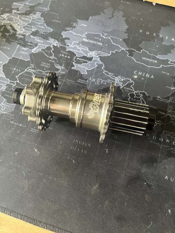 2021 Onyx Vesper 12x157 HG Driver Rear Hub For Sale