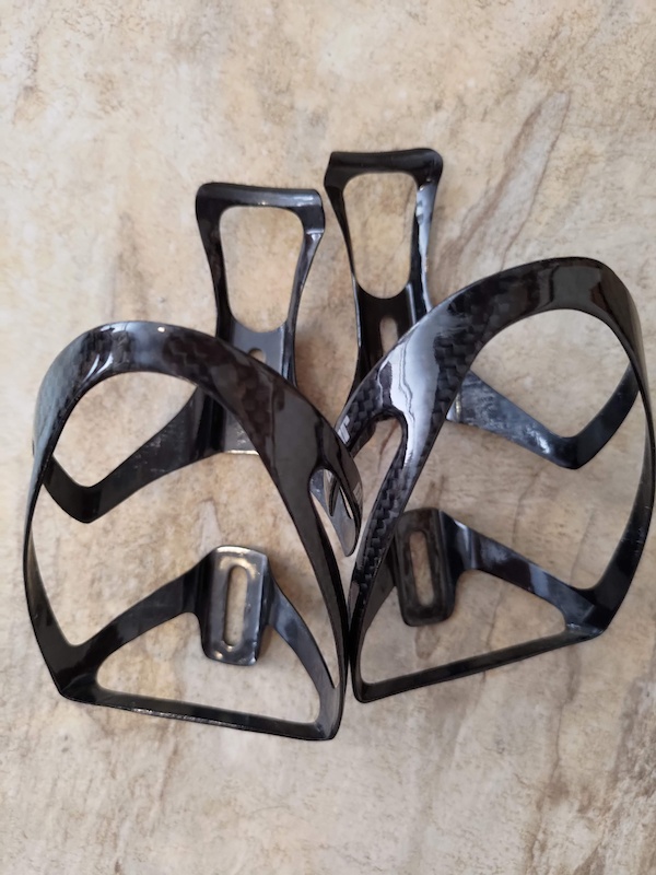 Ultralight Carbon Water Bottle Cages 15g each! For Sale