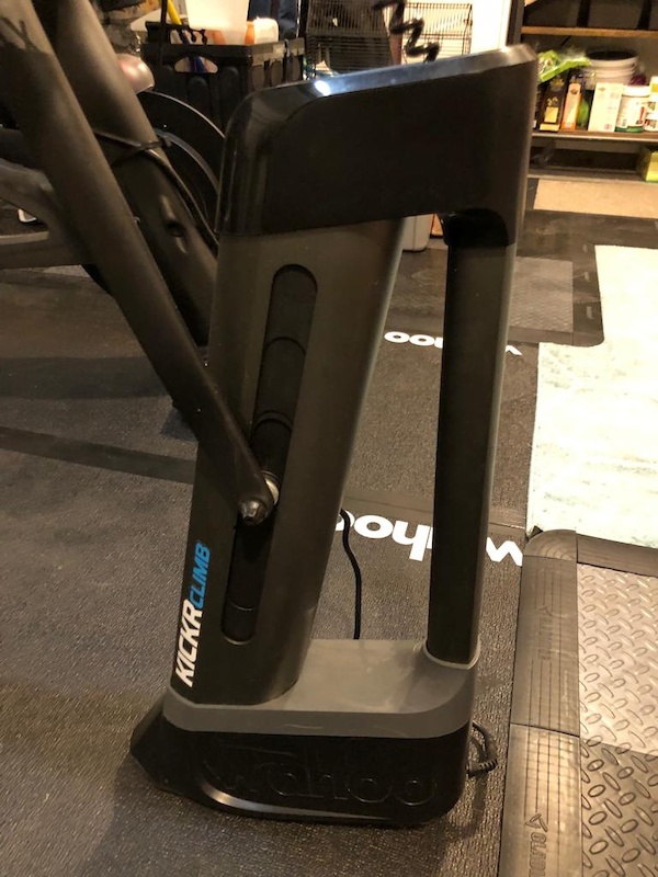 wahoo kickr grade simulator