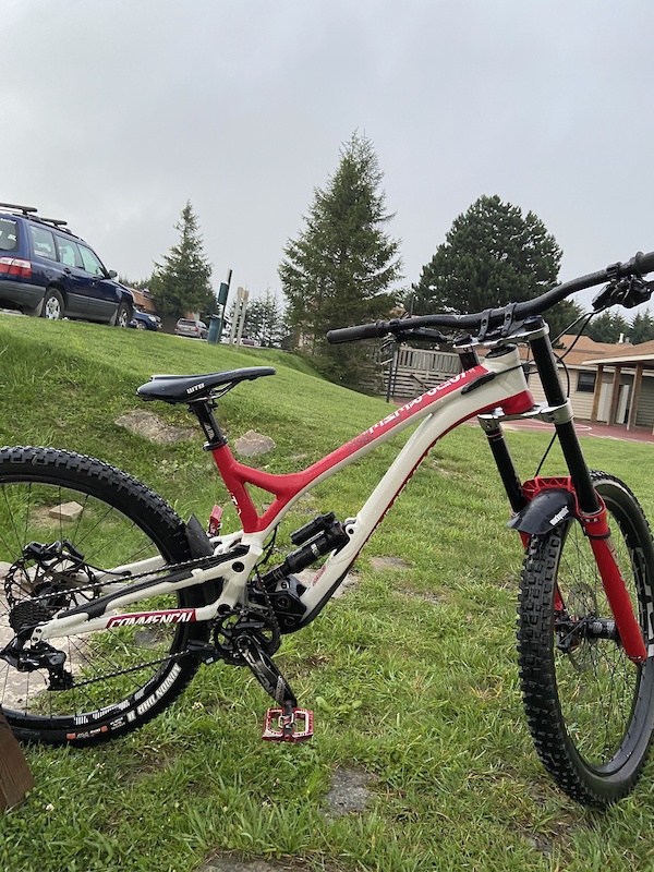 commencal supreme 4.2