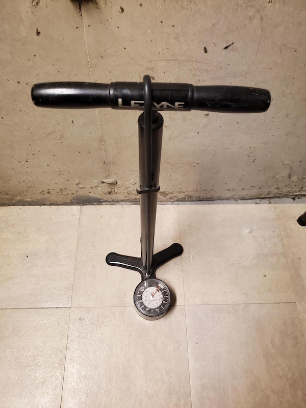 2020 Lezyne Classic Floor Drive Pump For Sale