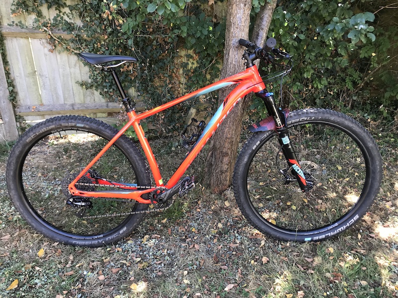 2018 specialized fuse comp 6fattie blue book