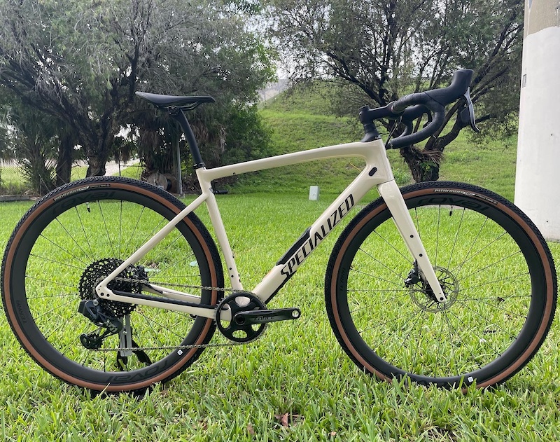 2022 Specialized Diverge Pro Carbon 56cm For Sale