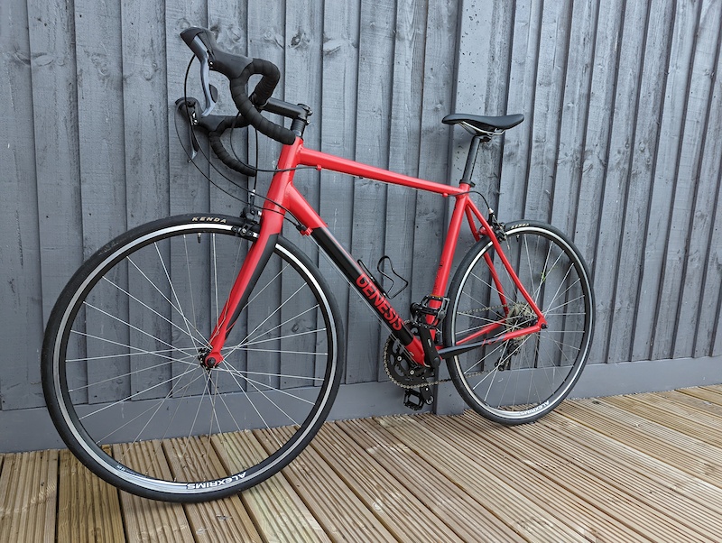 2016 Genesis Delta 10 Road Bike For Sale