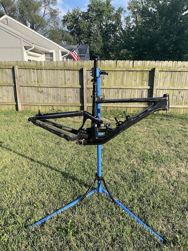 2021 Specialized Enduro With Extra Parts For Sale