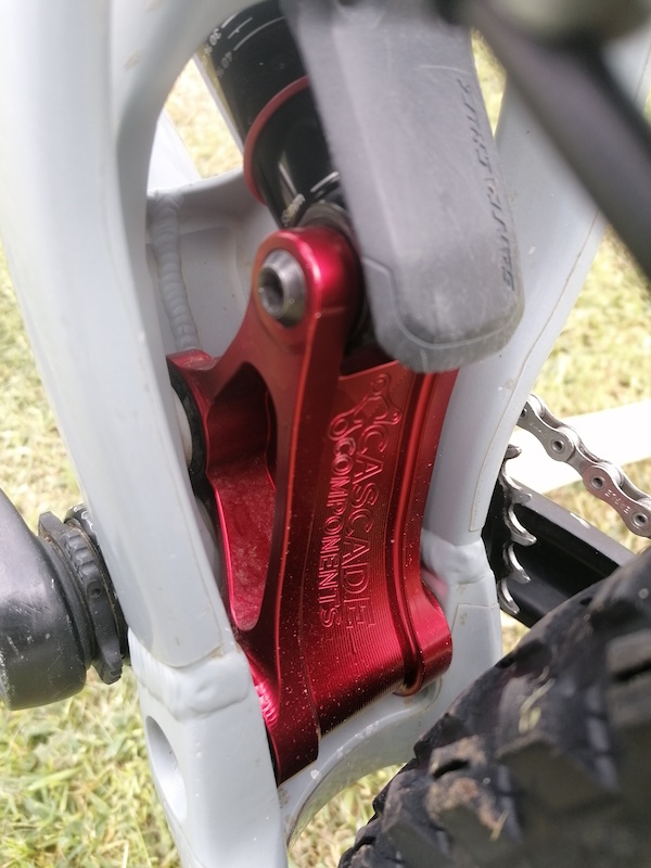 cascade components SC bronson v3 link red shiping For Sale