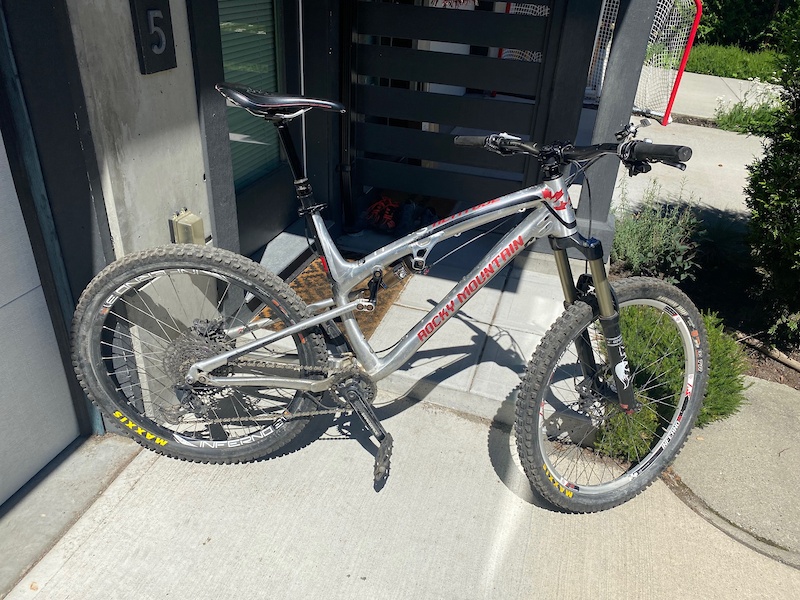 2014 Rocky Mountain Altitude 750 XL For Sale