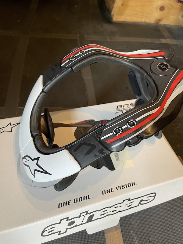AlpineStars neck brace NEVER USED For Sale